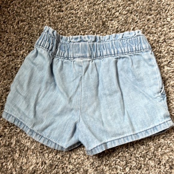 Osh Kosh toddler girl blue pull on shorts with bow detail size 2T - Picture 4 of 4